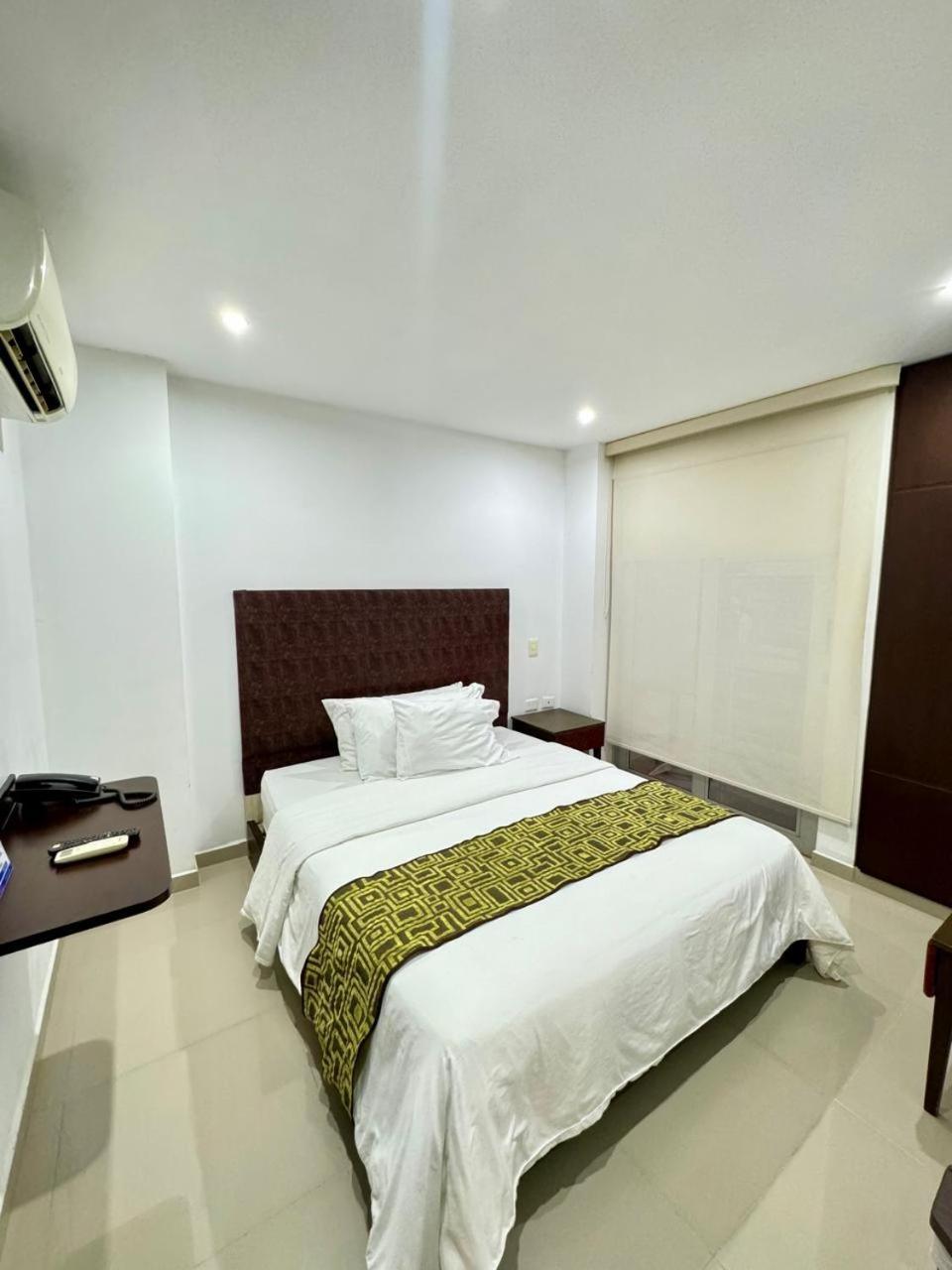 Hotel Ipanema Meridian เนย์บา ภายนอก รูปภาพ
