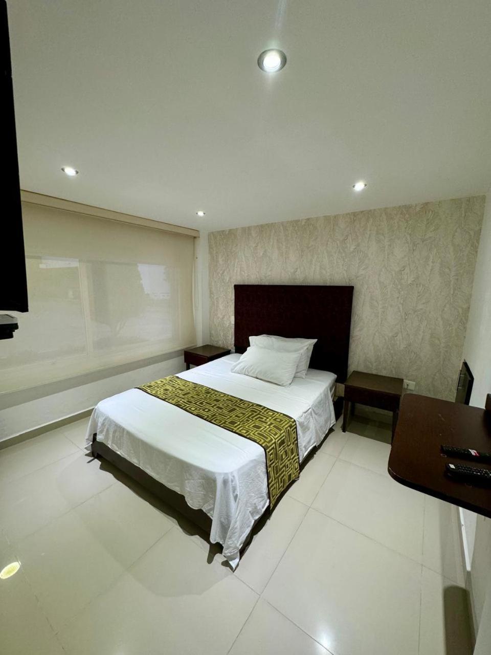 Hotel Ipanema Meridian เนย์บา ภายนอก รูปภาพ